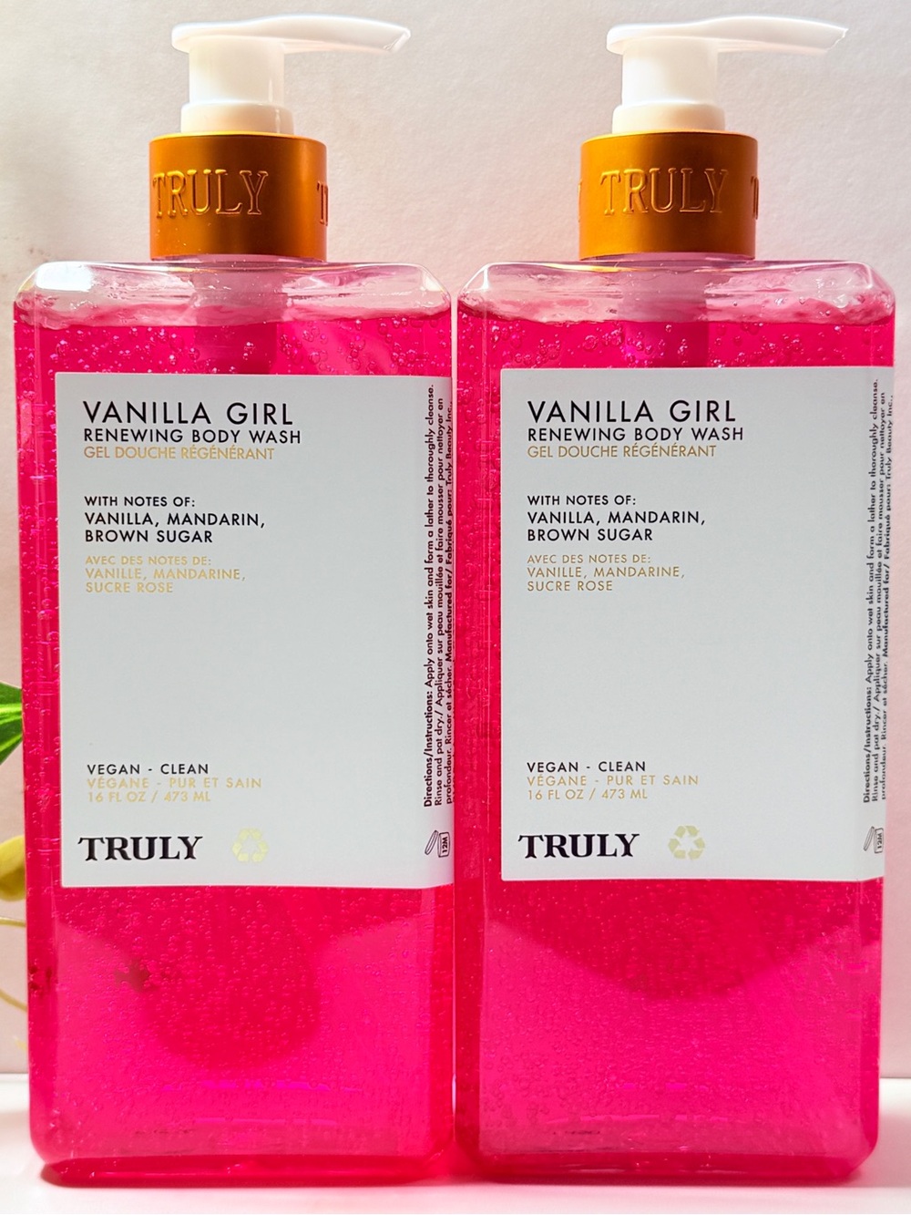 TRULY Vanilla Girl Renewing Body Wash - JUMBO x2